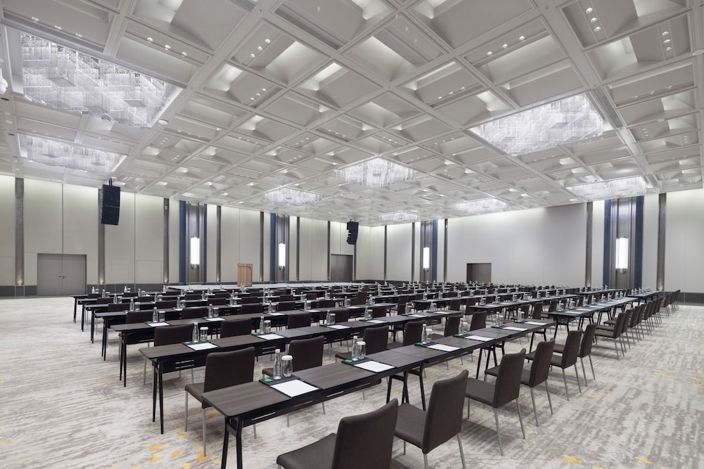 Pan Pacific Serviced Suites Ningbo 62/71
