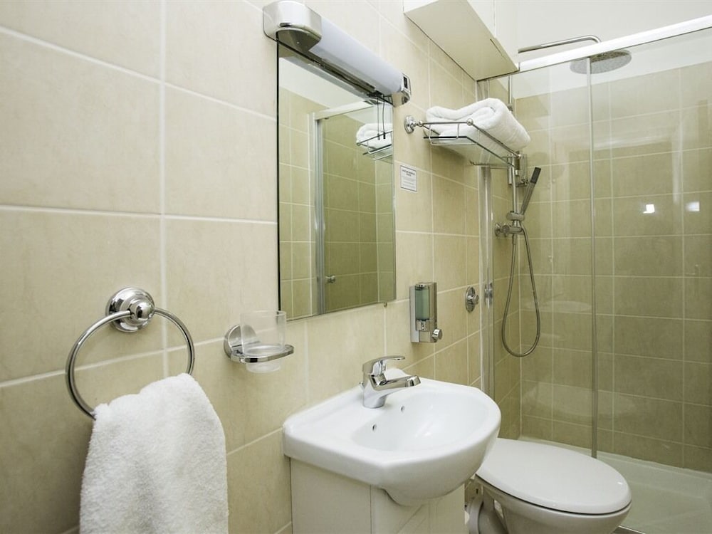 Standard, Twin Beds, Primrose Guest House 8/10