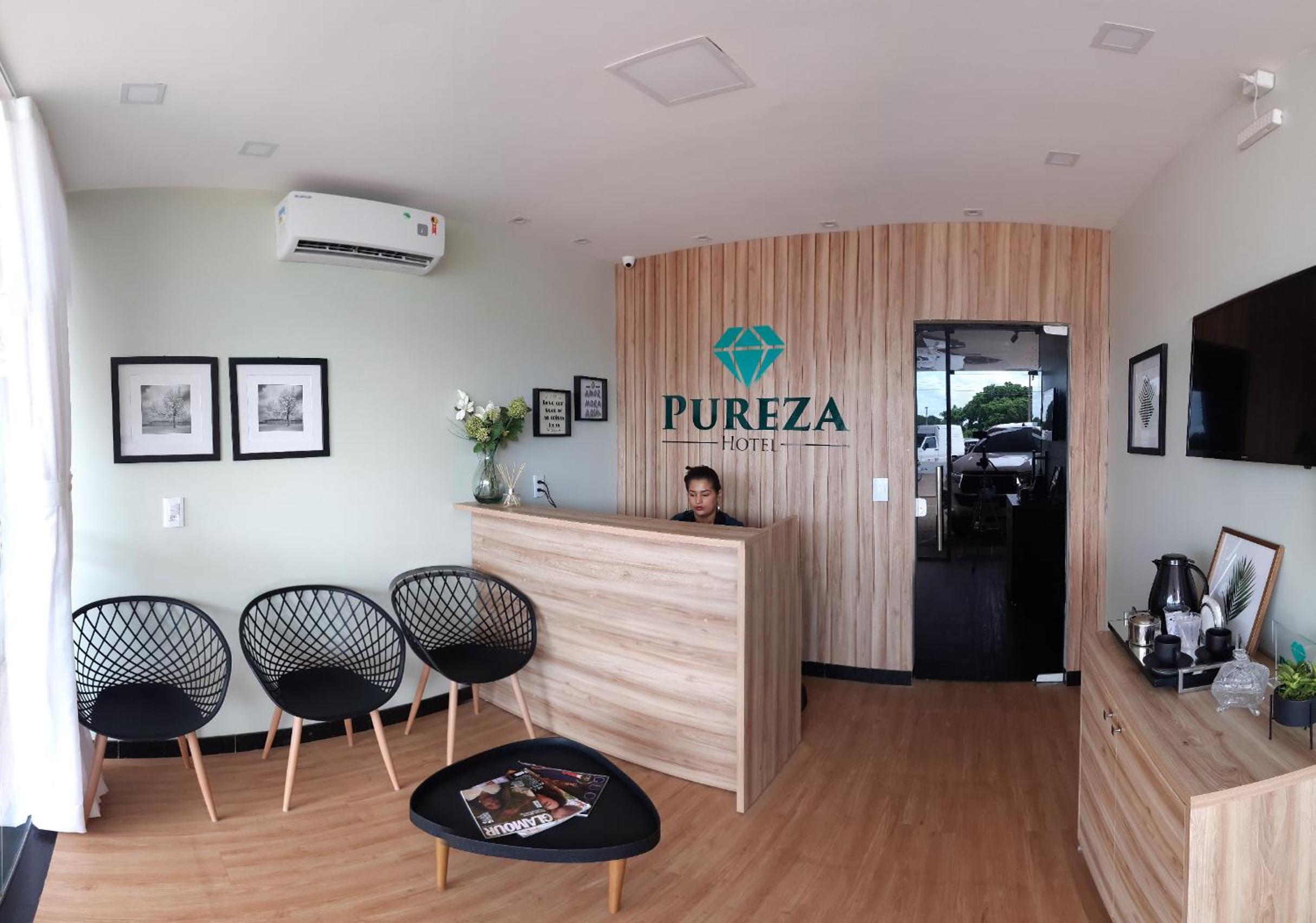 Pureza Hotel 43/50