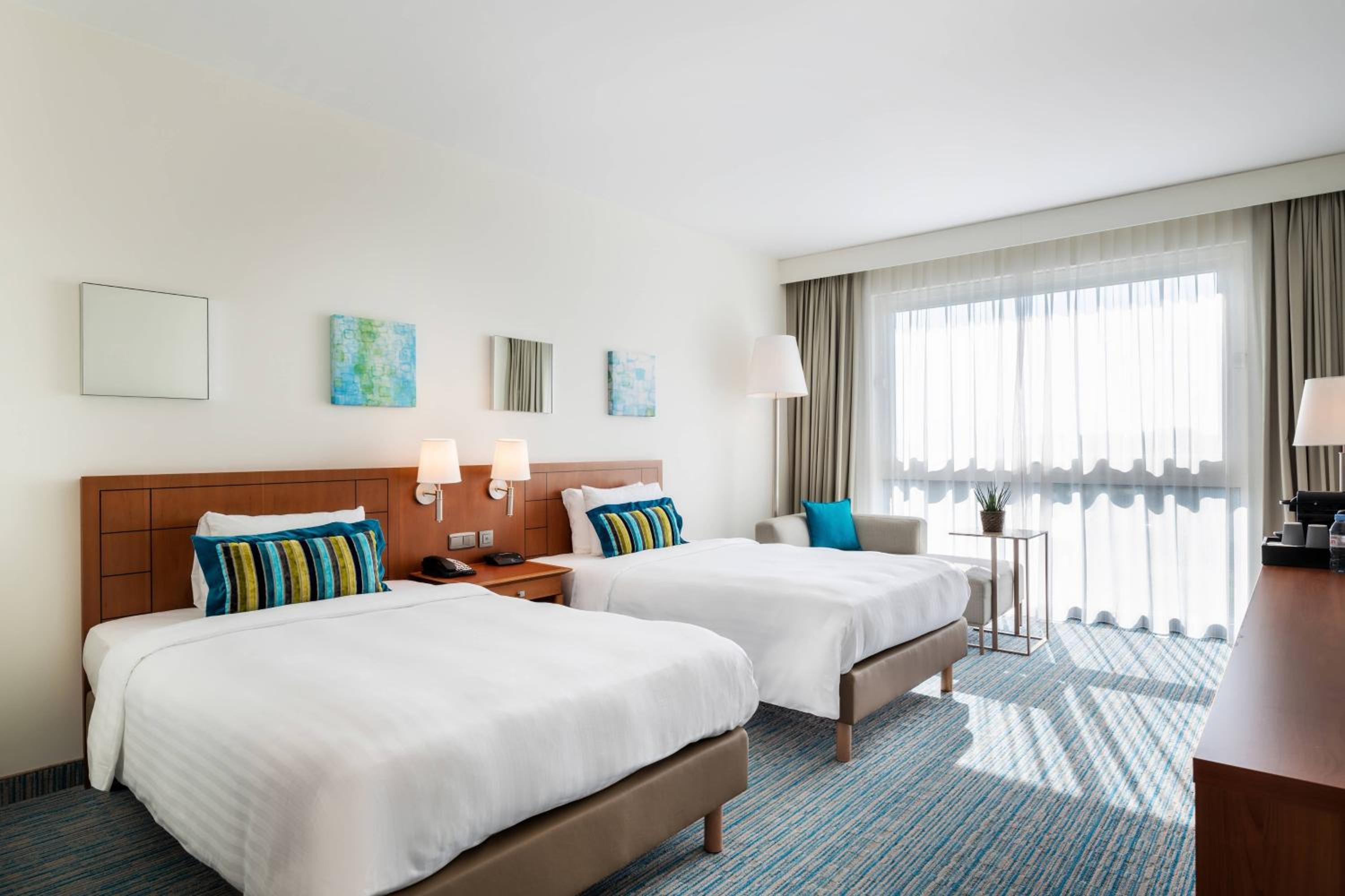 غرفة سوبيريور بسريرين منفصلين، Courtyard By Marriott Brussels 2/7