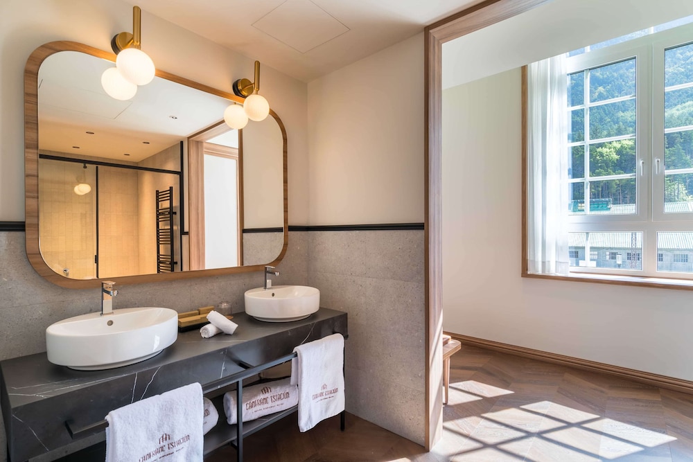 Canfranc Estación, a Royal Hideaway Hotel 62/62