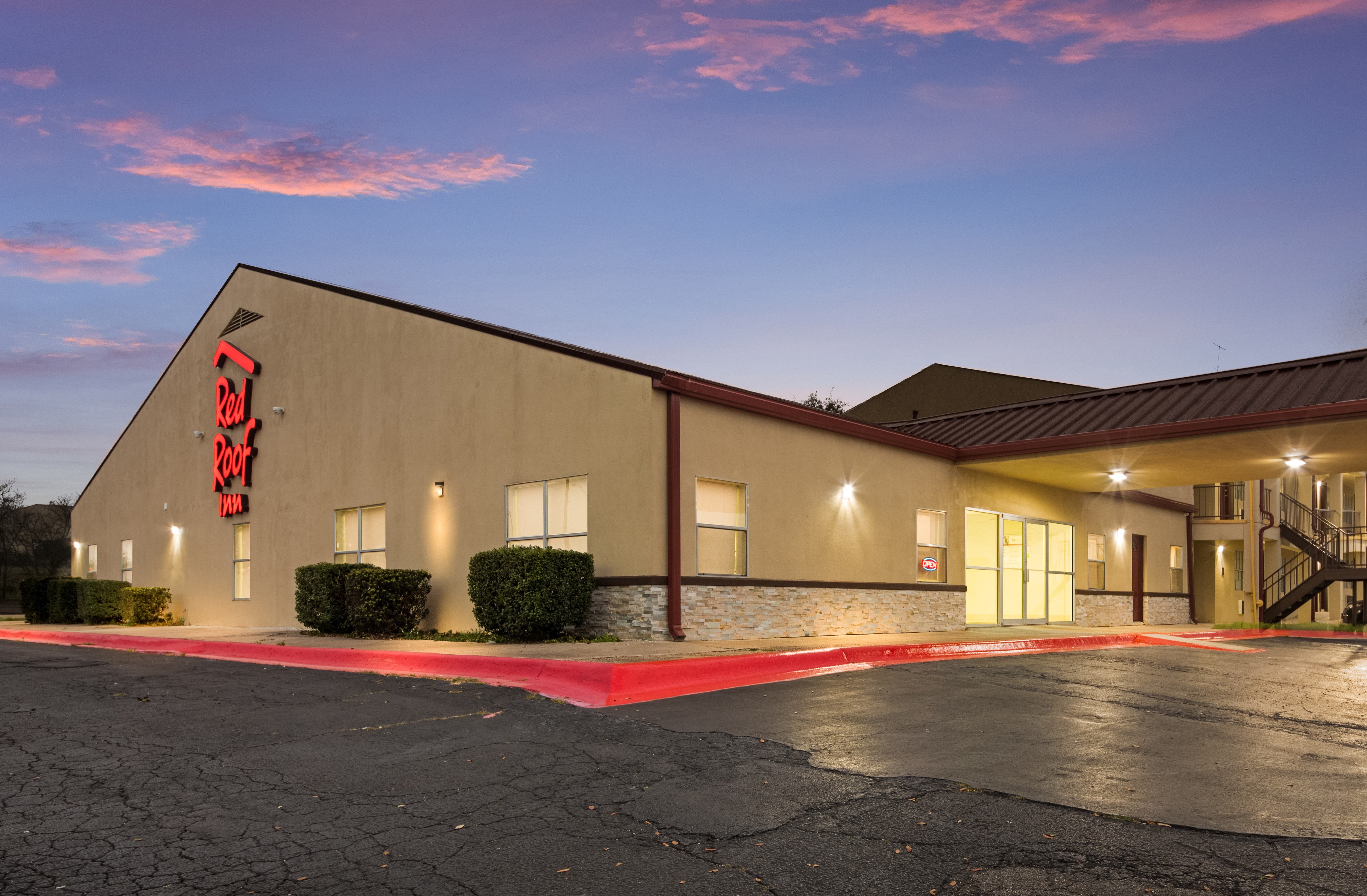 Red Roof Inn Temple 34/34