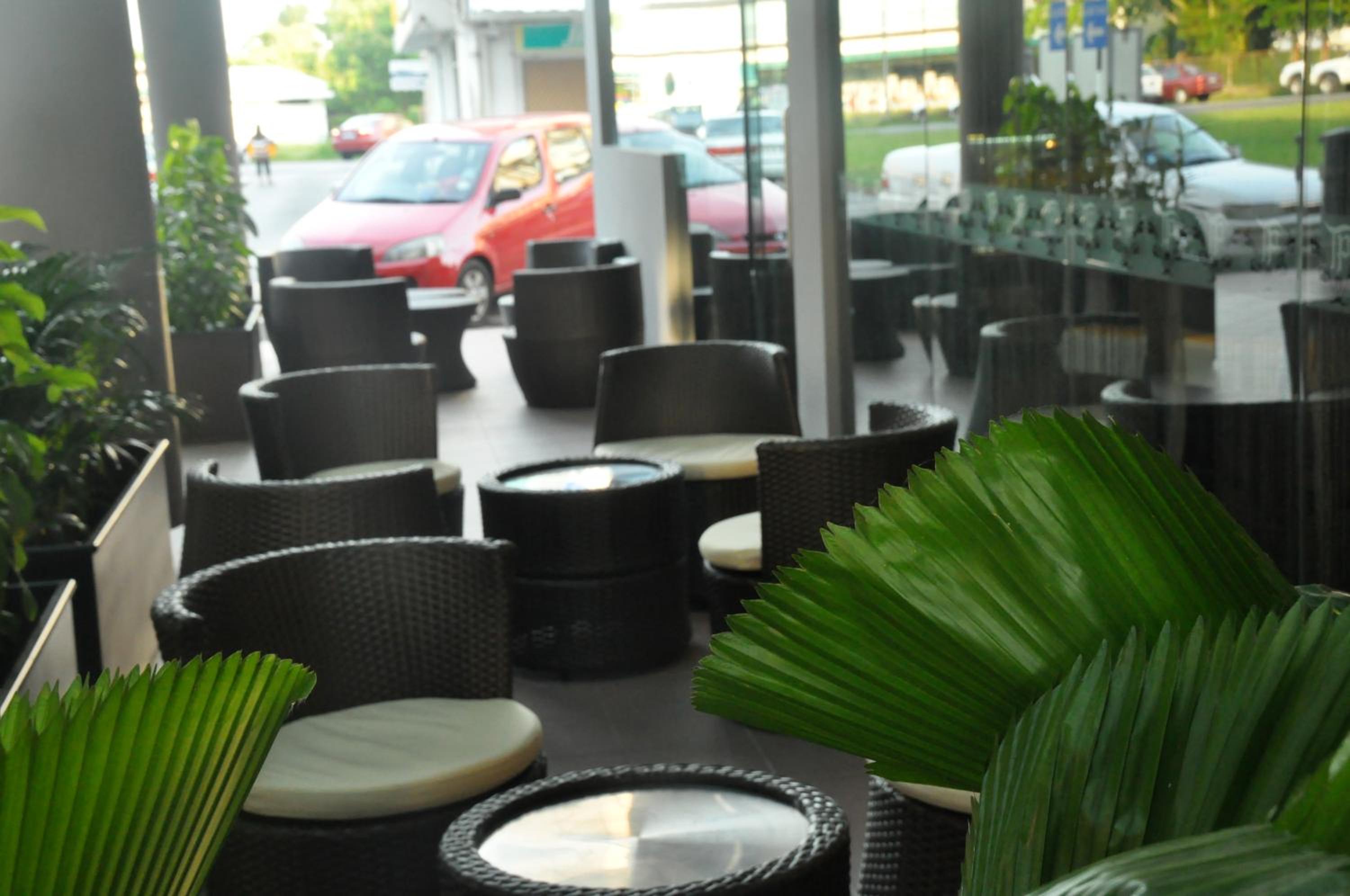 restaurant cafeteria