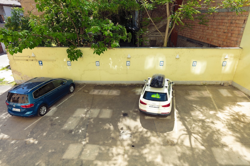 Patio Hostel 38/50