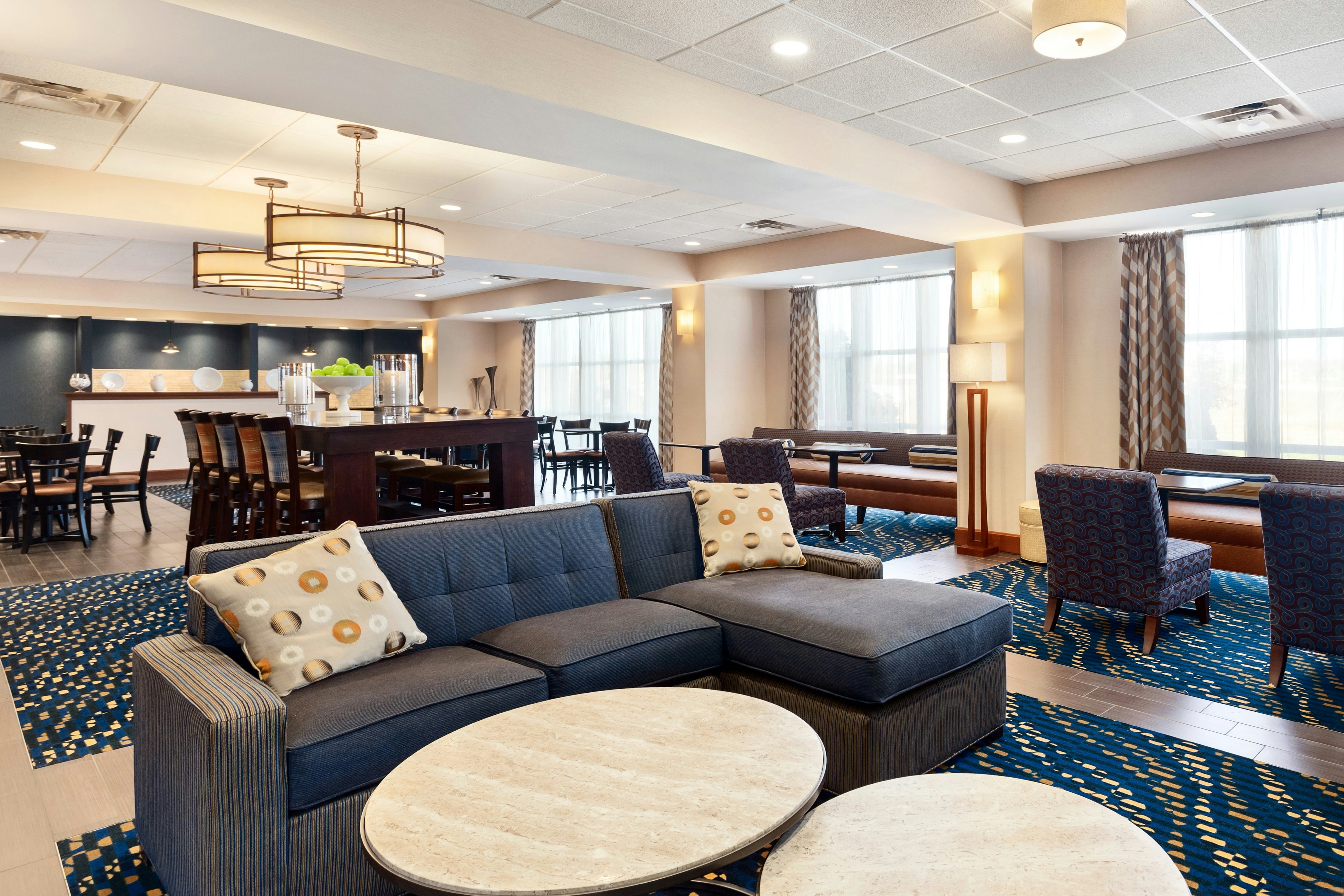 Hampton Inn Watertown 27/47