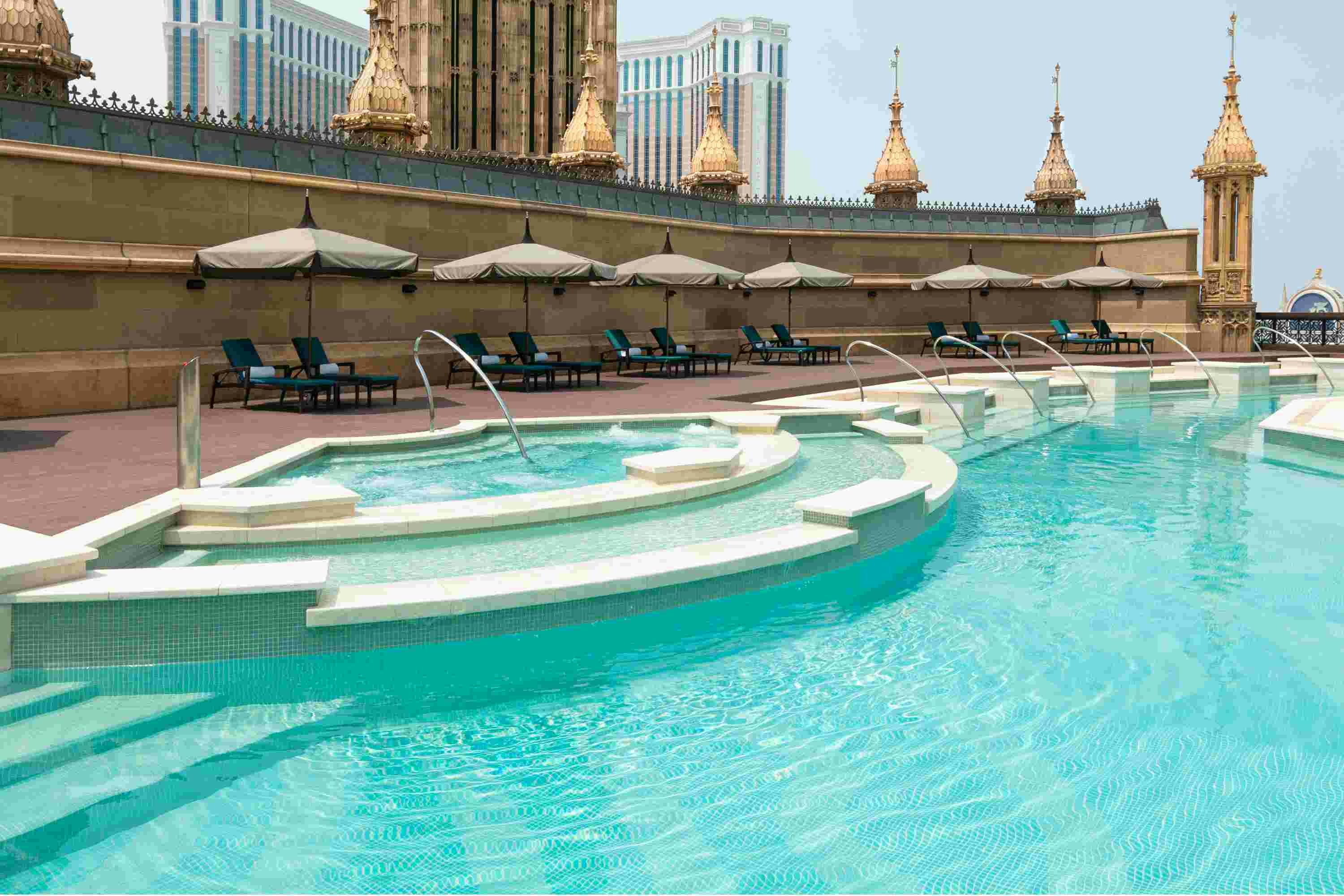 Conrad Macao 48/74