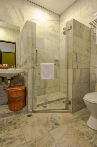 غرفة قياسية بسرير مزدوج بدون إطلالة، MUSEUM HOTEL 2/2