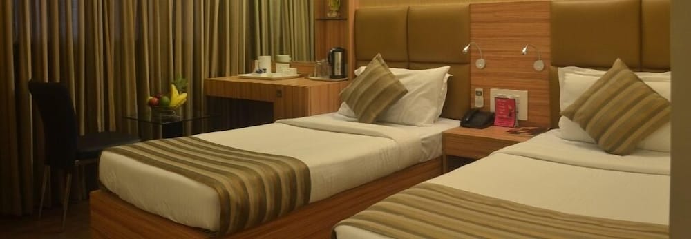 Hotel Plaza 19/37
