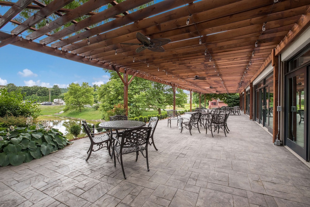 Best Western Hunt's Landing Hotel Matamoras/Milford in MATAMORAS - PA