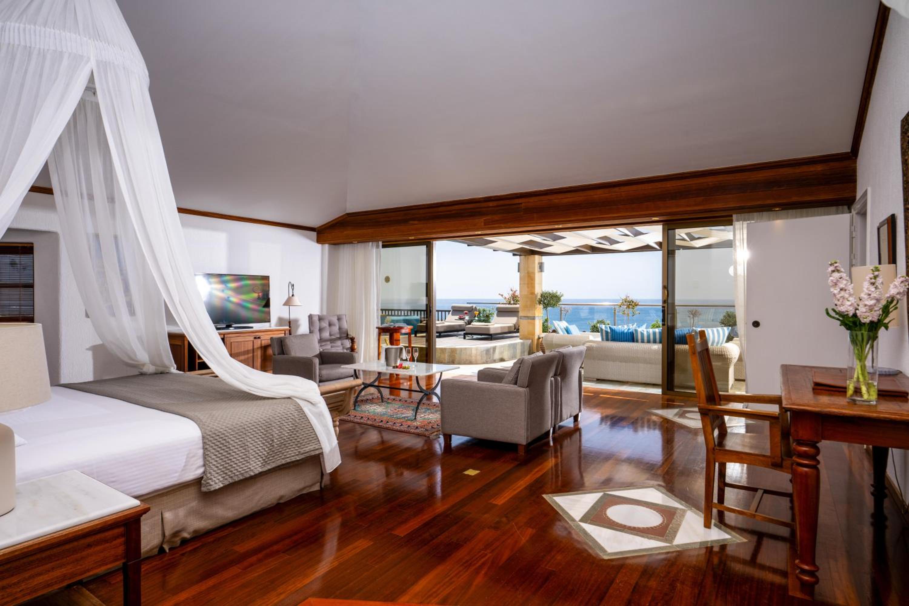 Royal, Suite, King Bed