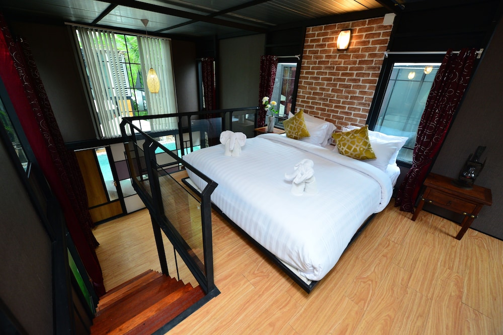 Bukit Pool Villas 6/44