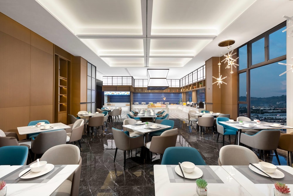 Days Hotel by Wyndham Kunming Yiliang 35/38