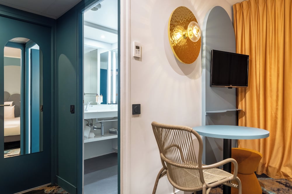 Mercure Annecy Centre 41/69