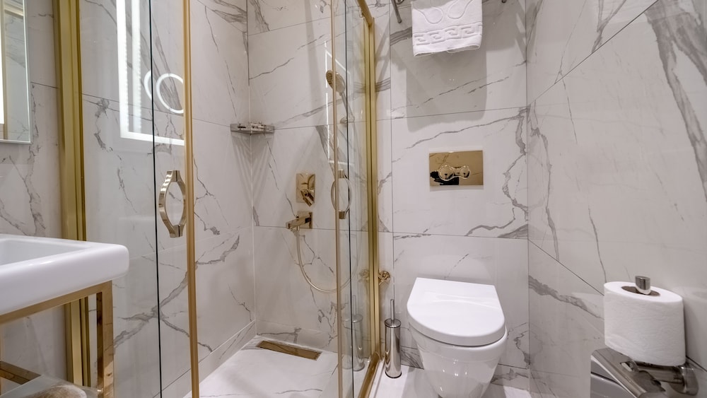 Loop Hotel Bosphorus Istanbul 49/50