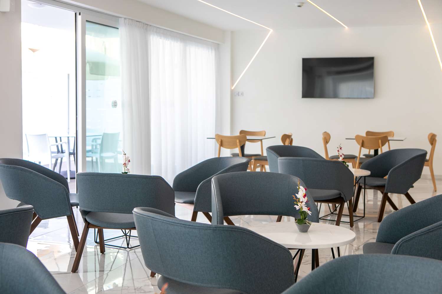 Best Western Plus Larco Hotel 53/59