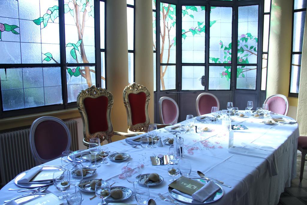 CAMIN HOTEL LUINO 21/30