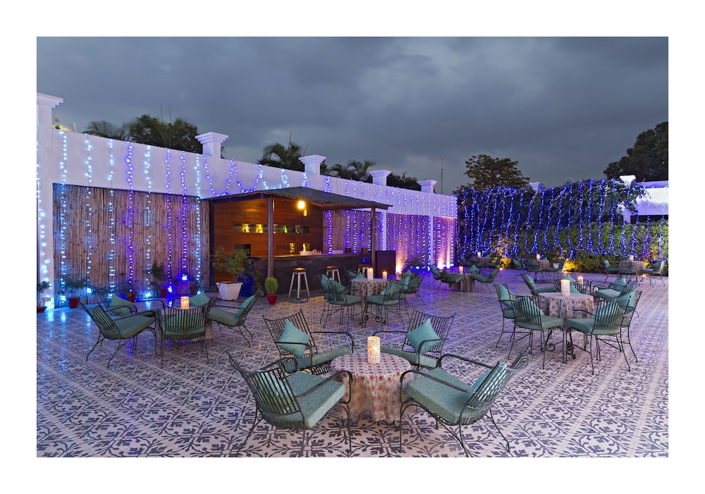Clarks Avadh, Lucknow 45/49
