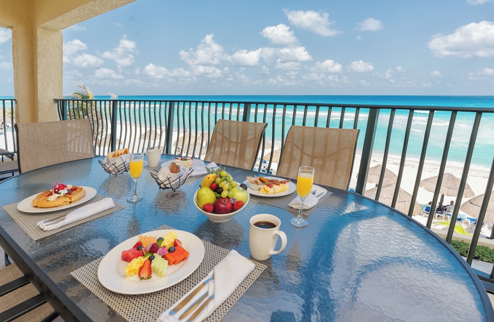 The Royal Sands All Inclusive Resort & Spa 60/75