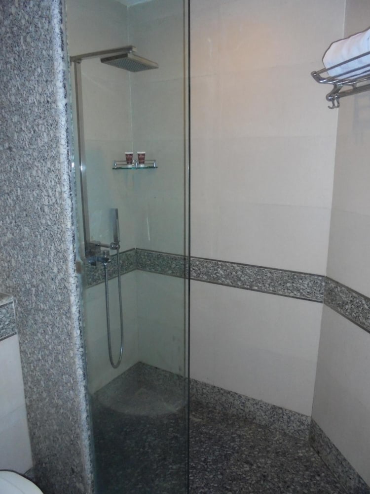 Lords Plaza Ankaleshwar 21/36