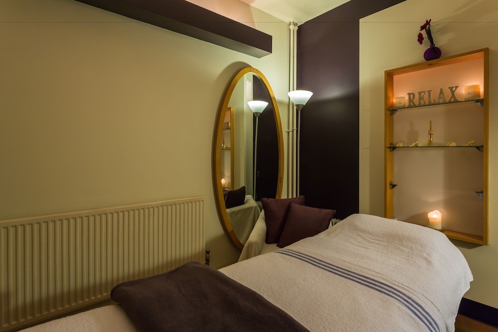 HOLIDAY INN CAMBRIDGE 14/75