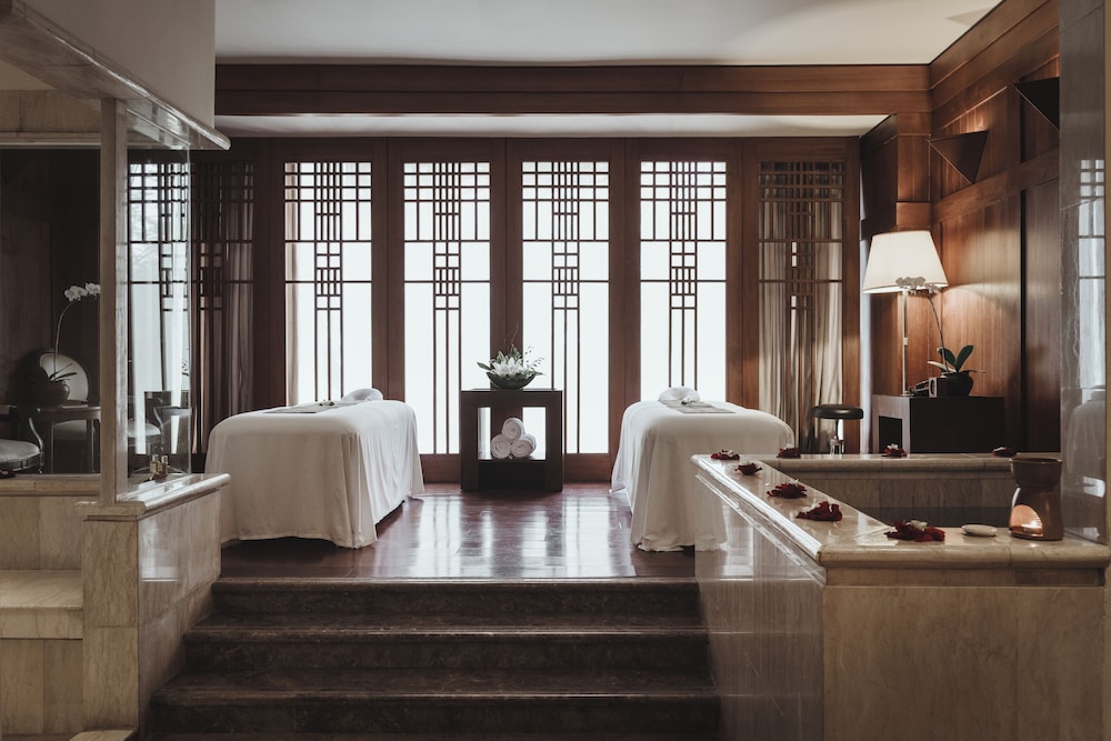 The Dharmawangsa Jakarta Hotel 8/63