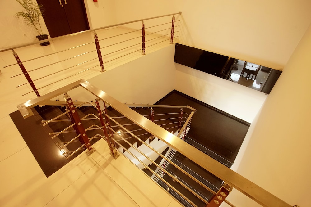 Viva Hotel Kediri by Azana 25/55