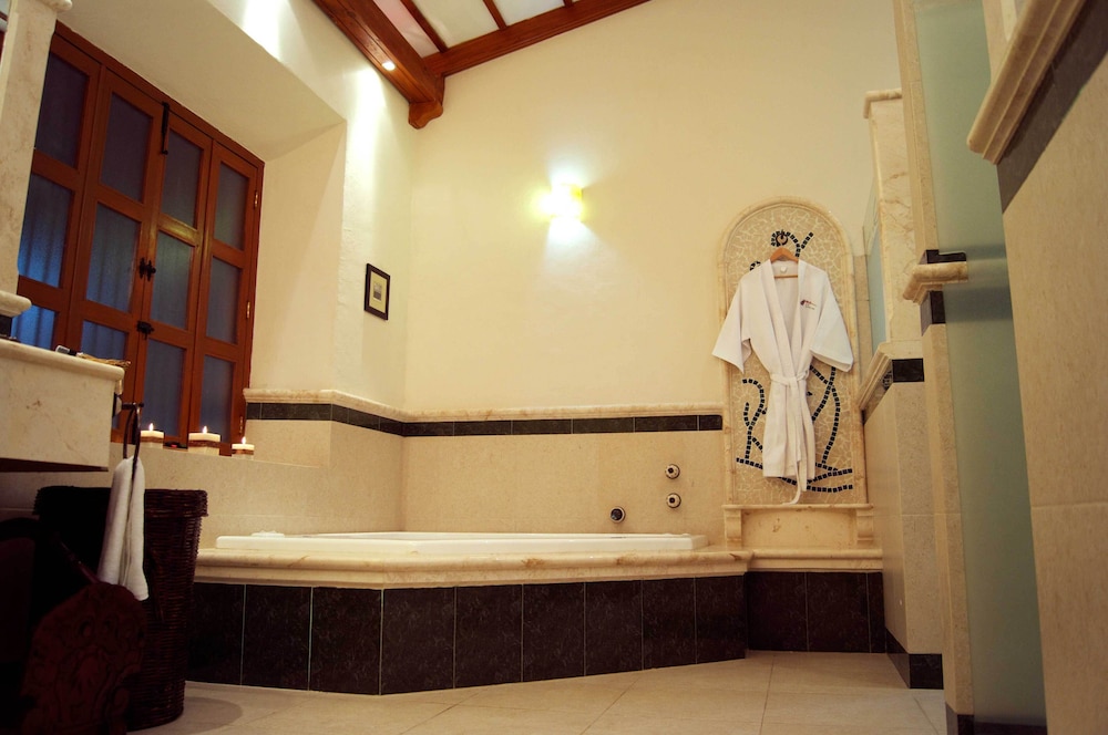 HACIENDA NOC-AC HOTEL & SPA 50/50
