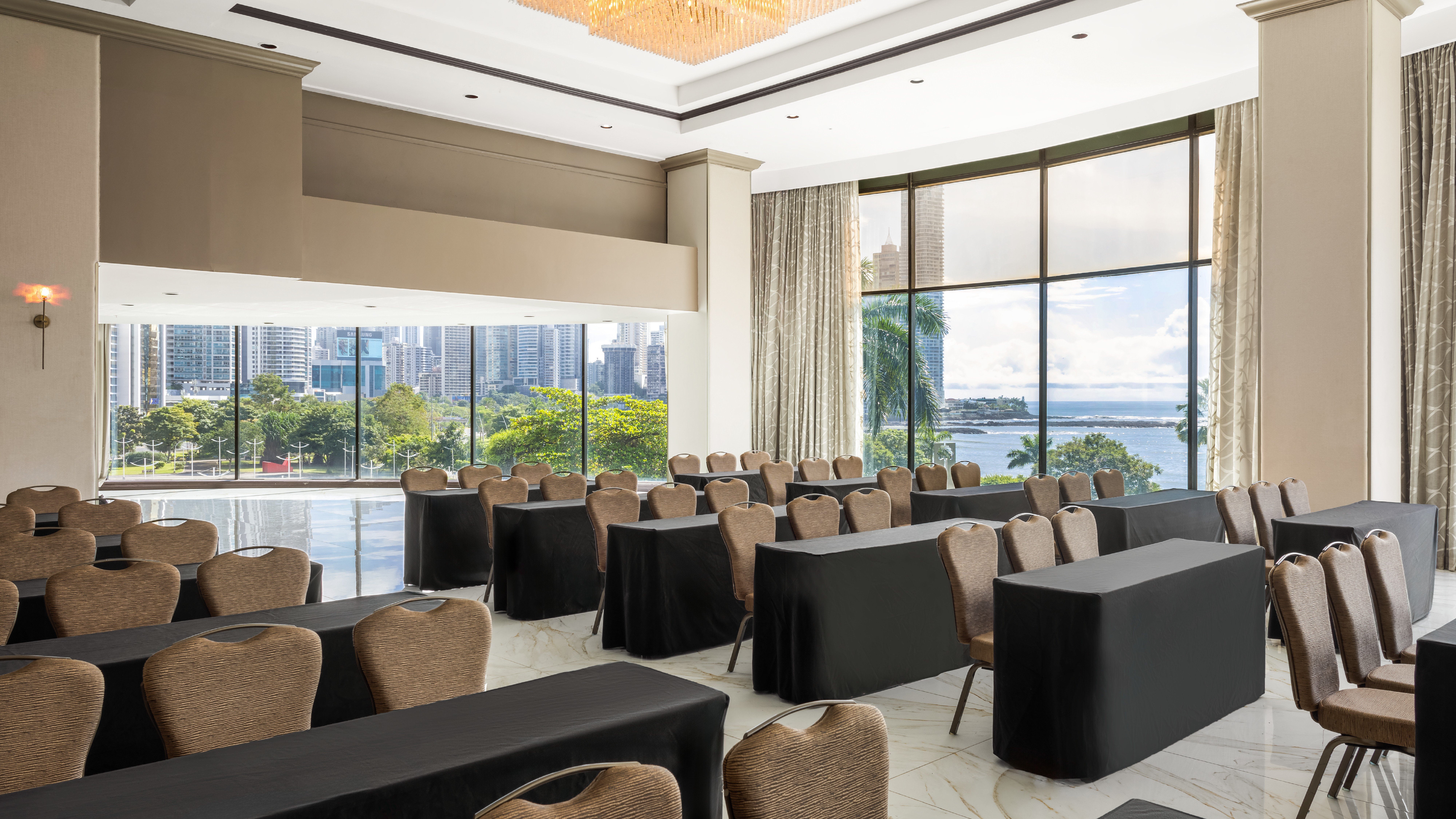 Intercontinental Miramar Panama 32/50