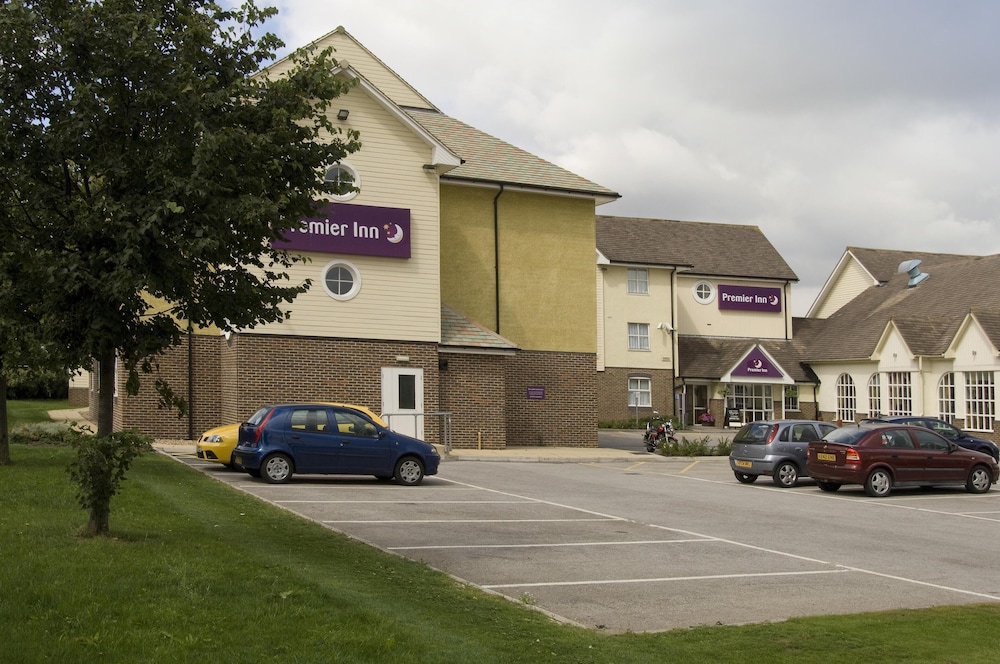 Premier Inn Hull North 50/57