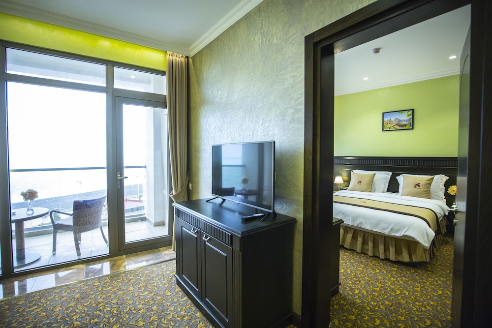 Colosseum Marina Hotel Batumi 26/72