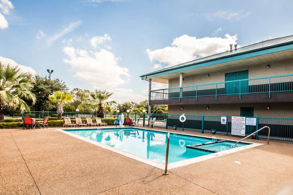 Americas Best Value Inn Ft Worth 6/26
