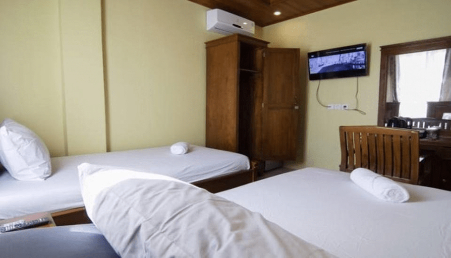 Maxima Pearl Hotel 7/11