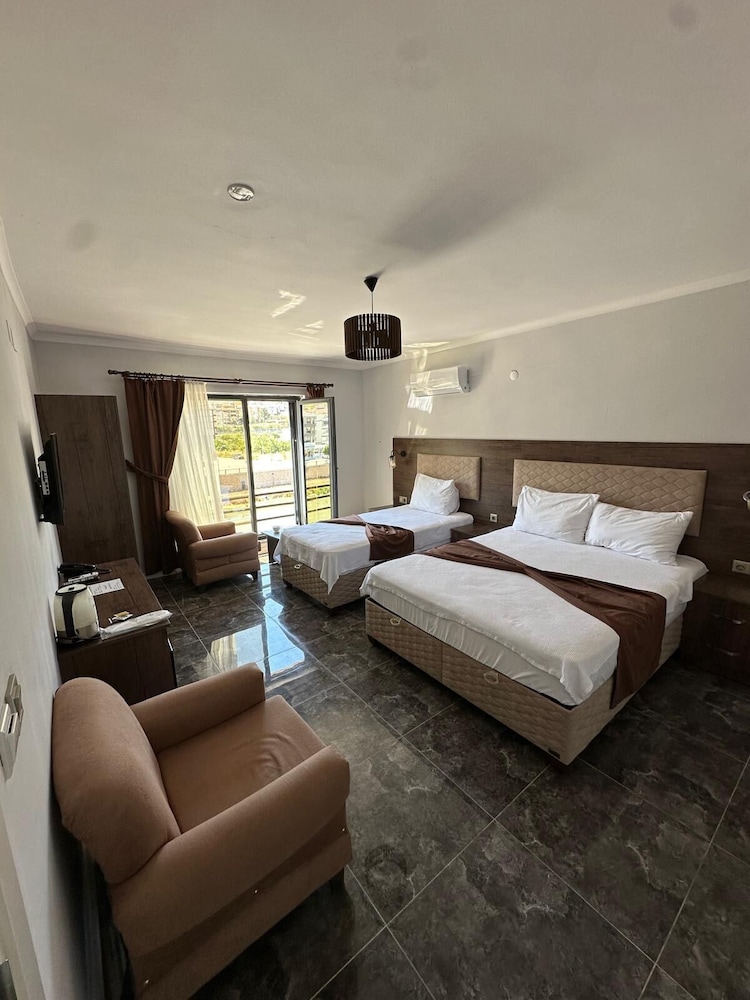 Kehribar Otel & Cafe Restaurant 11/50
