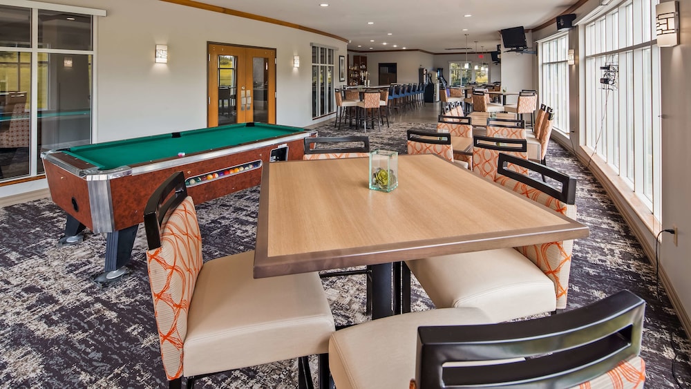 Best Western Plus Sparta Trail Lodge 38/49