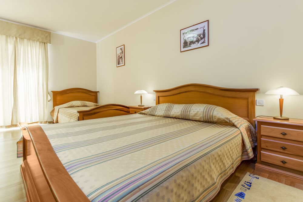 COMFORT, DOUBLE OR TWIN BED, SEA VIEW