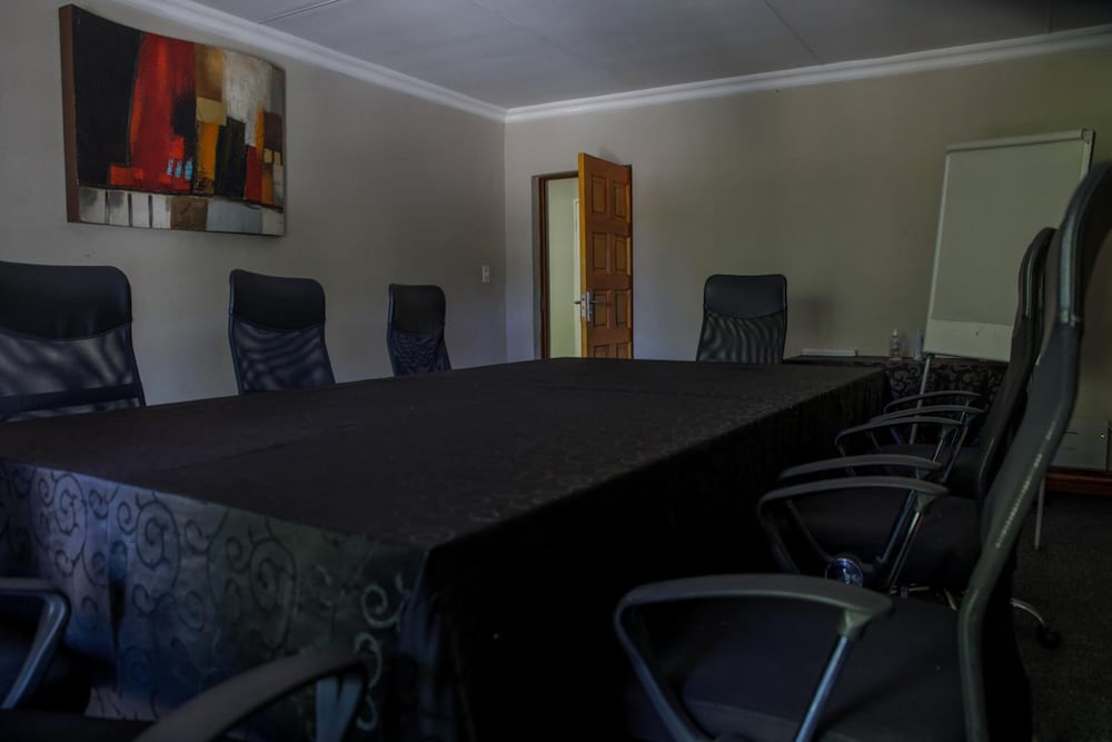 Ruby Stone Boutique Hotel 40/50