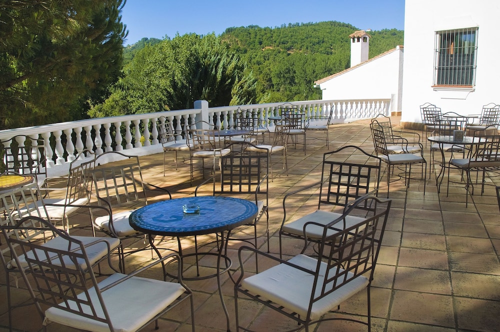 HOTEL GALAROZA SIERRA 42/58