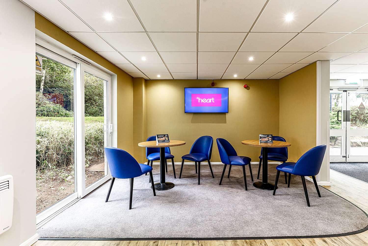 Days Inn by Wyndham Fleet M3 4/5