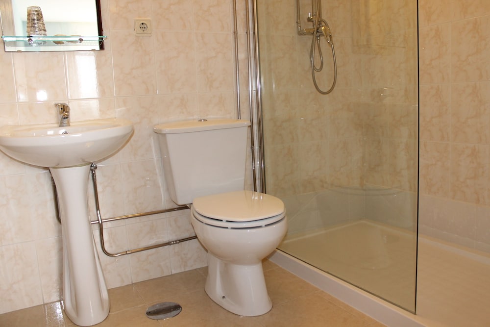 Grande Oceano Guest House 45/48