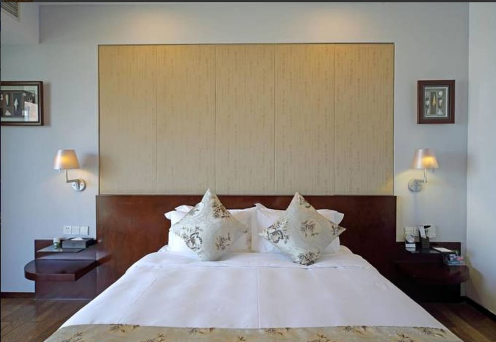 Sanya Serenity Coast Marina Hotel 17/61