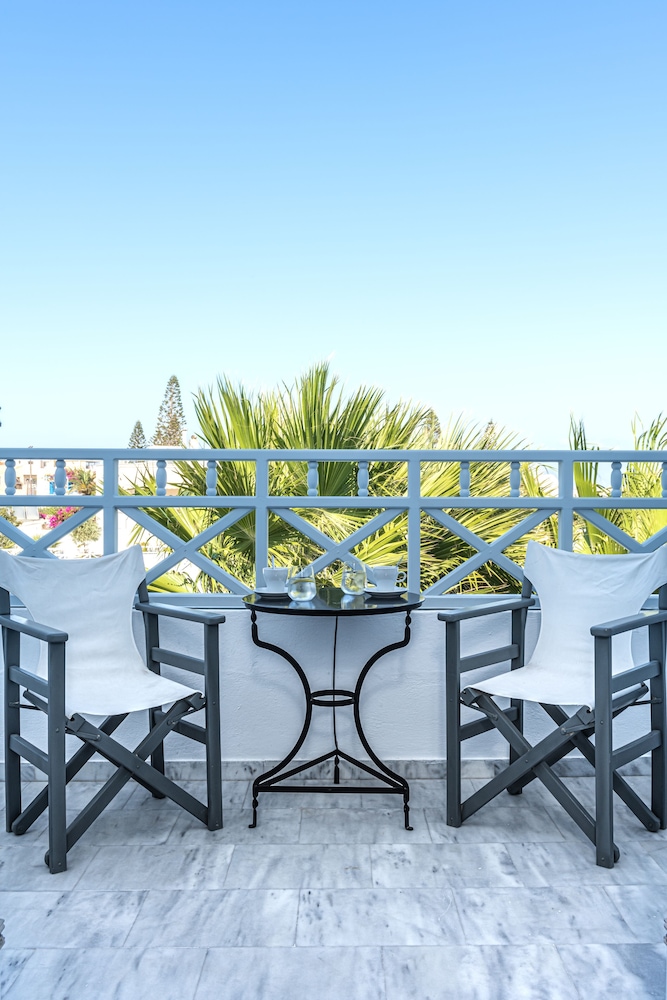 Santorini Kastelli Resort 65/73