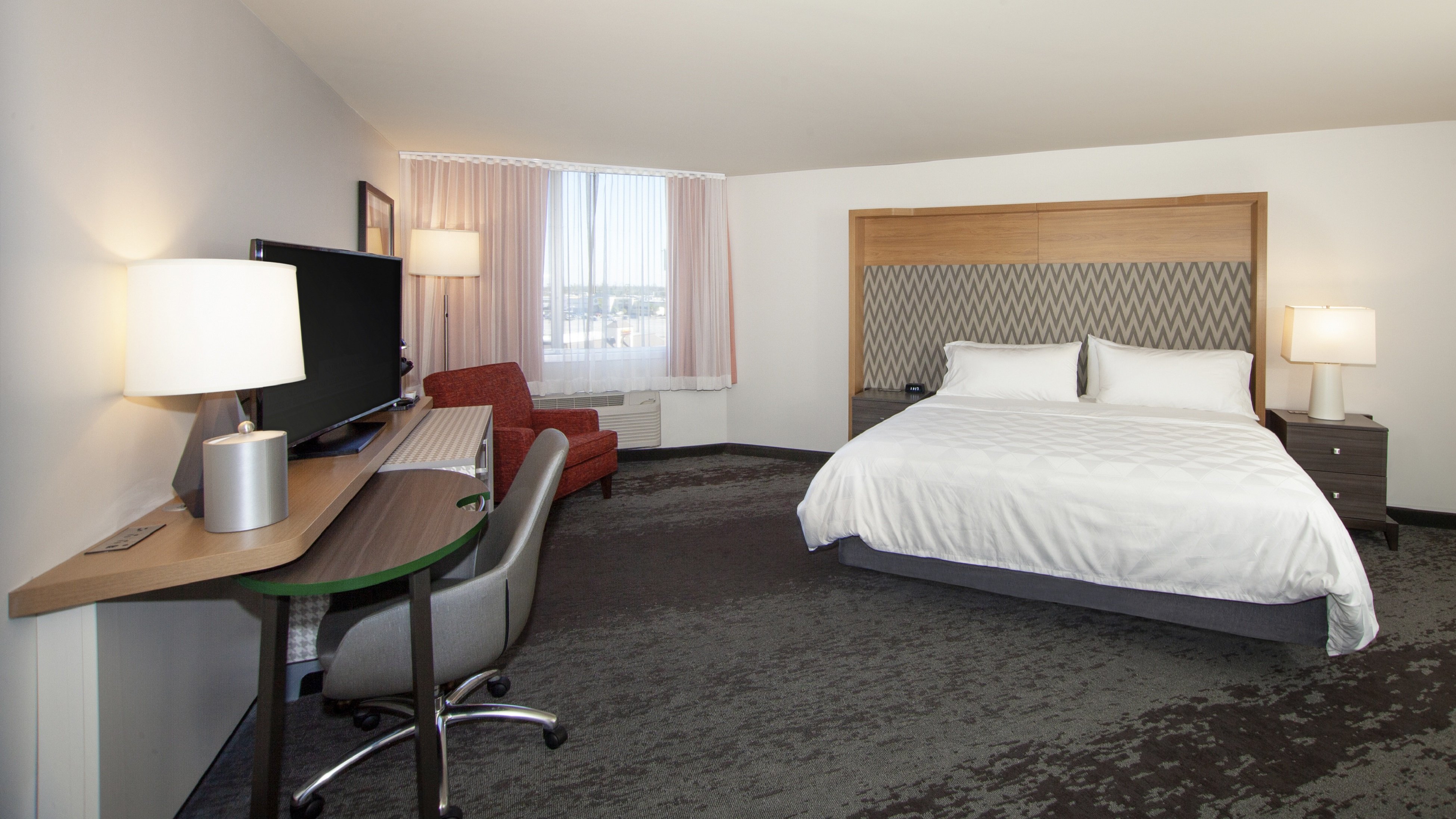 Holiday Inn Panama City an IHG Hotel 35/76