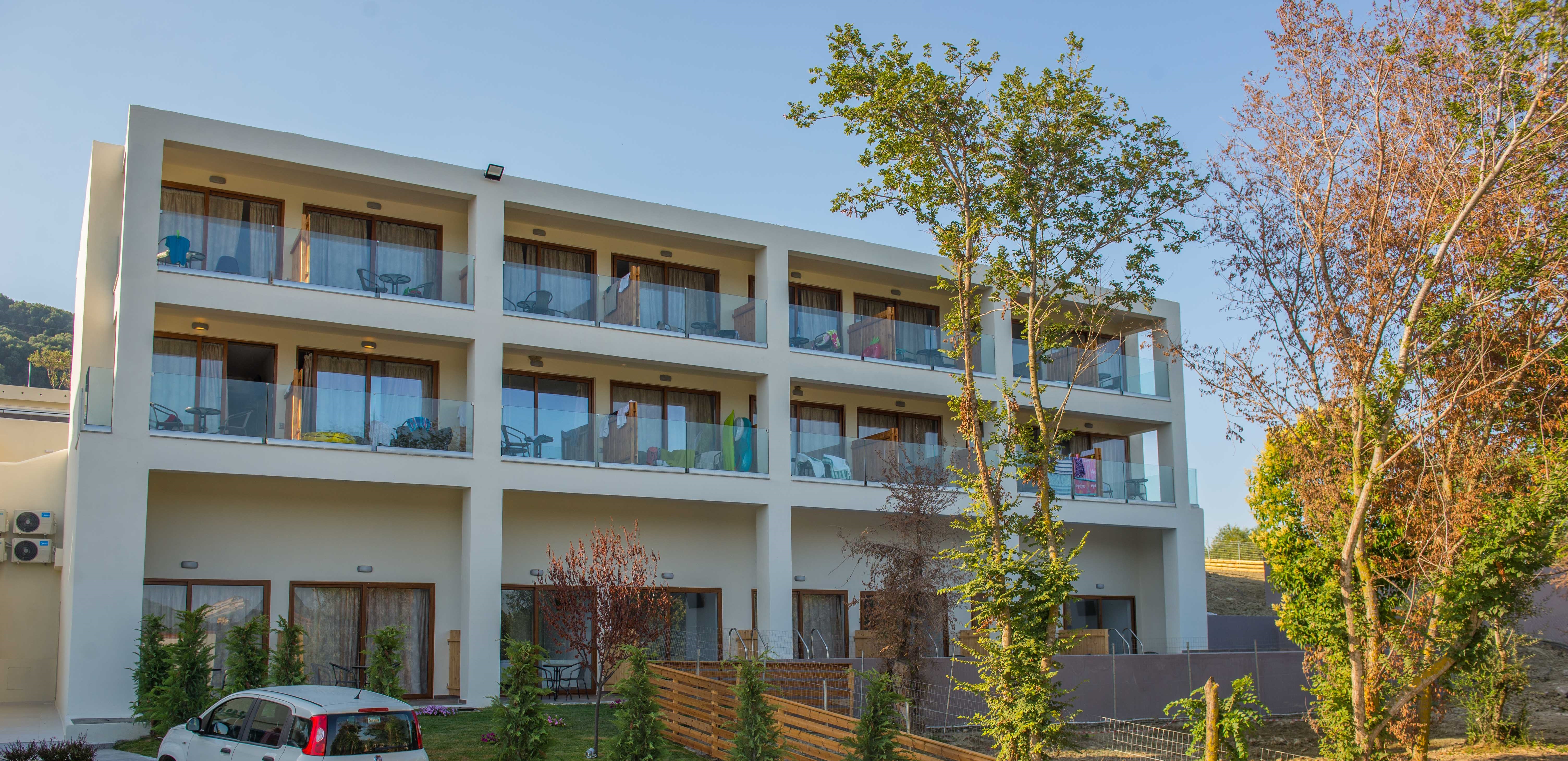 Brilliant Holiday Resort - Adults Only 5/50