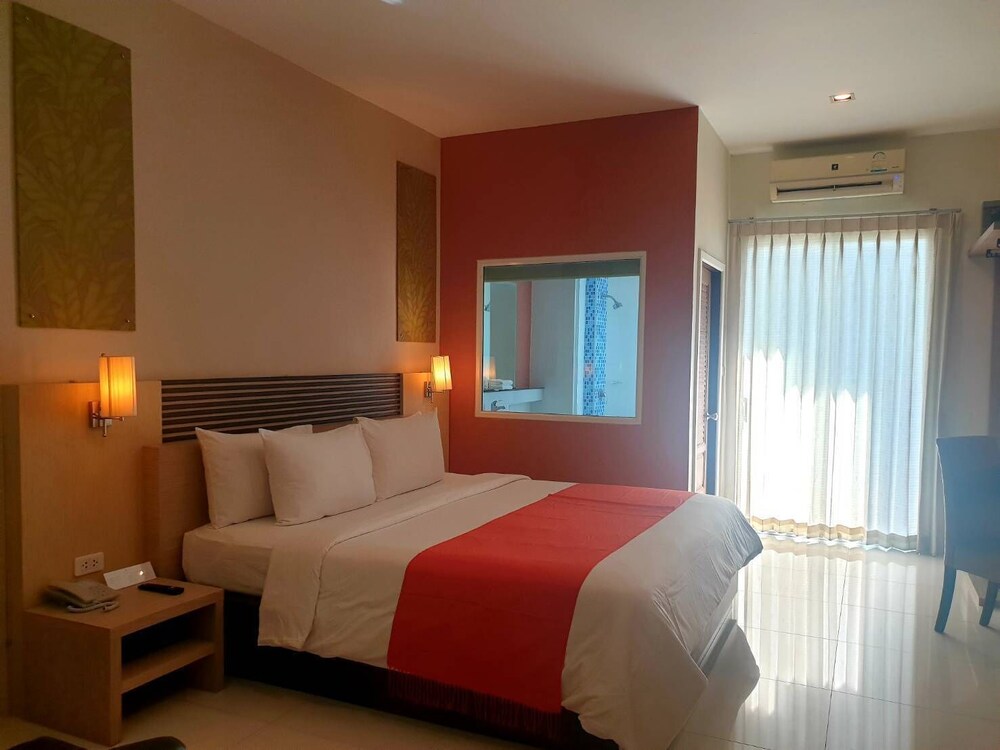 Green Hotel Resort Khon Kaen 21/55
