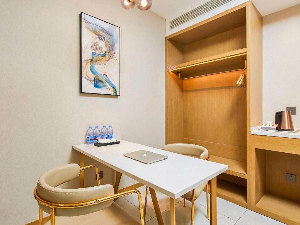 Vienna Hotel (Tianjin Jinzhong Street store) 42/54