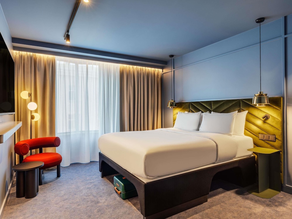 Tribe Extra, Queen Bed