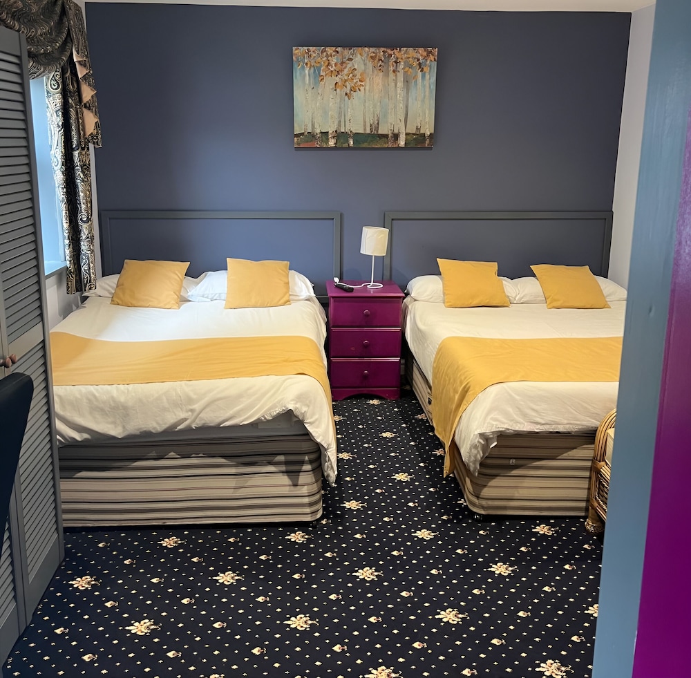 OYO Baytree Lodge 6/33