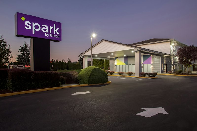 Spark by Hilton Kent Seattle 4/25