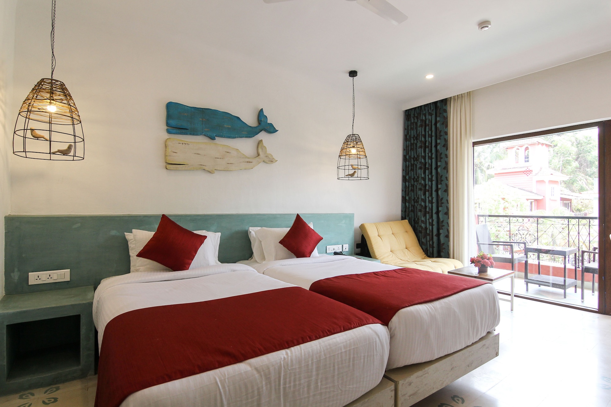 SUPERIOR, DOUBLE OR TWIN BED