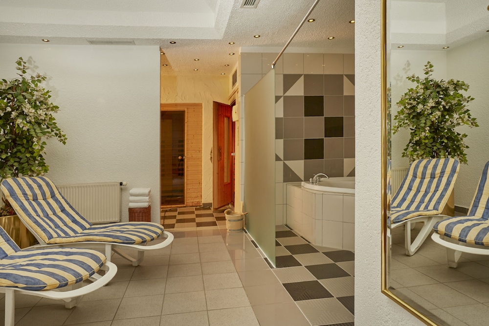 H Hotel Nuremberg Ex Ramada Landhotel 37/59